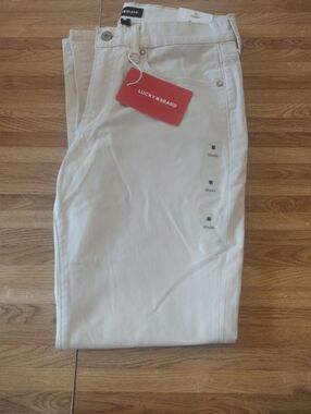 Lucky Brand Men’s 30X30 — Off-White/Tan 223 Jeans